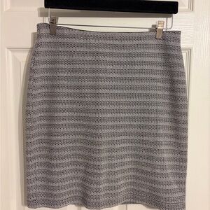 LOFT Gray Textured Knit Pencil Skirt